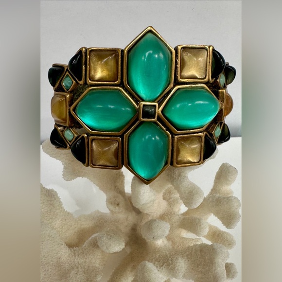 Oscar de la Renta bracelet